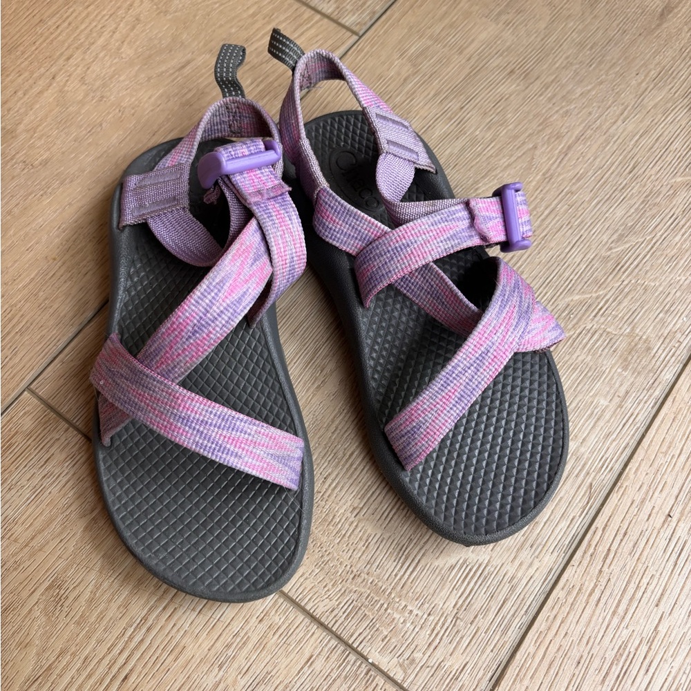 Little Girls Chacos Size 13